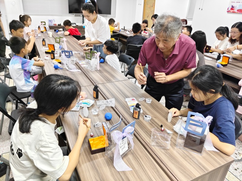 新海街道開(kāi)展“我在新時(shí)代文明實(shí)踐中心體驗(yàn)特色文化”主題活動(dòng)的圖片 (3).jpg